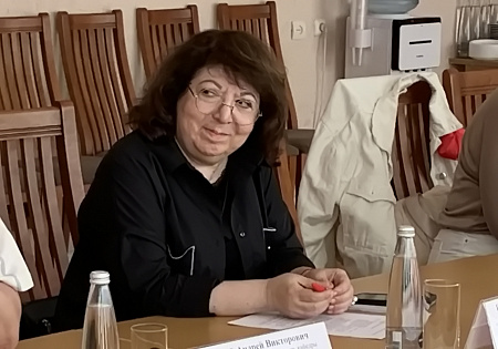 СВЕТЛОЙ ПАМЯТИ ЕЛЕНЫ ХАЧАТУРОВНЫ ИЩЕНКО